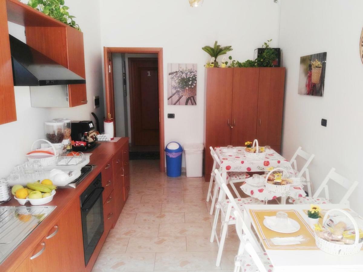 B&B Main Street Реджо-ди-Калабрия Экстерьер фото